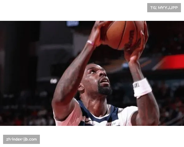 老鹰签下中锋托尼·布拉德利填补兰代尔伤缺空缺